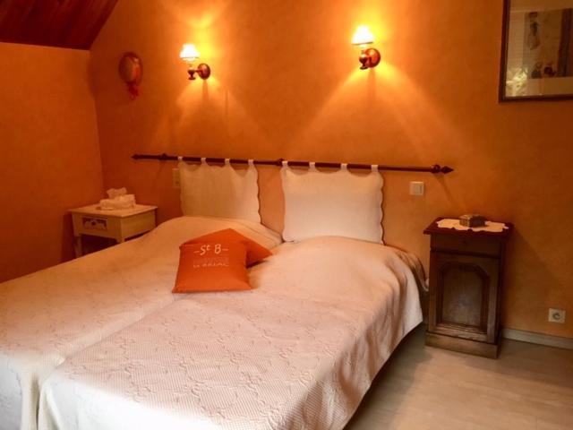 Chambre D'Hote La Pastourelle Saint-Lormel Экстерьер фото
